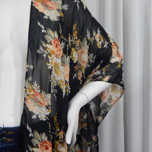 NWOT Sheer Black with Floral Kimono ~ 22/24 - Picture 3 of 5